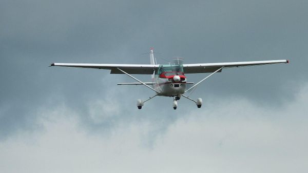 Cessna 182 - Sputnik Армения