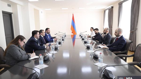ՀՀ ԱԳ նախարար Արարատ Միրզոյանն ընդունել է խաղաղության առաքելությունների հարցերով ԱՄՆ հատուկ բանագնացի ավագ խորհրդական Արյե Լայթսթոունին - Sputnik Արմենիա