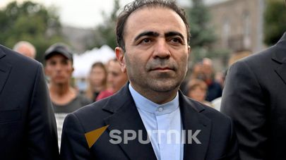 Посол Ирана Халил Ширголами на открытии армяно-иранского культурно-кулинарного фестиваля "Навасард" (10 августа 2026). Сисиан