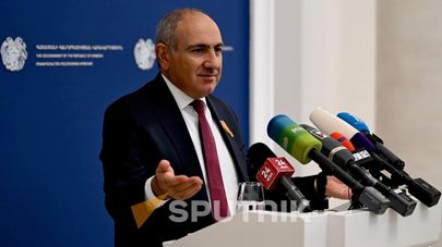 Премьер-министр Никол Пашинян проводит брифинг после заседания правительства (13 августа 2026). Еревaн