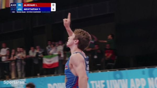 Юрик Мхитарян (67 кг) стал бронзовым призером ЧМ-U20 по греко-римской борьбе - Sputnik Армения