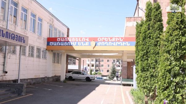 Բազումի համայնքային ոստիկանները ապօրինի ձեռնարկատիրության դեպք են բացահայտել - Sputnik Արմենիա