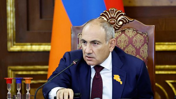 Премьер-министр Никол Пашинян на совещании по институциональным реформам в области технического контроля качества строительства (21 августа 2026). Еревaн - Sputnik Армения