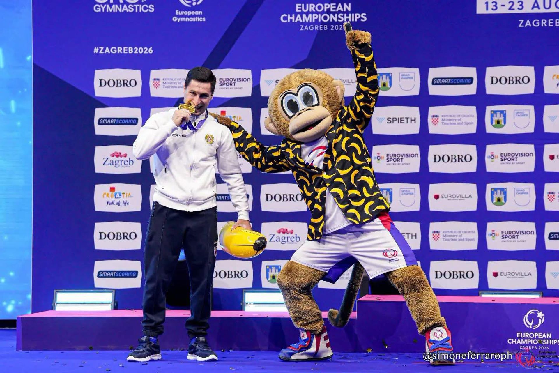Гимнаст Артур Аветисян завоевал золото в упражнениях на кольцах на чемпионате Европы по спортивной гимнастике (21 августа 2026). Загреб - Sputnik Армения, 1920, 22.08.2026