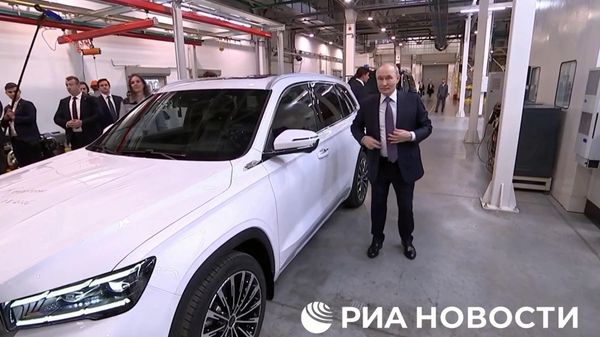 Путин лично протестировал новый автомобиль Volga К50 - Sputnik Արմենիա