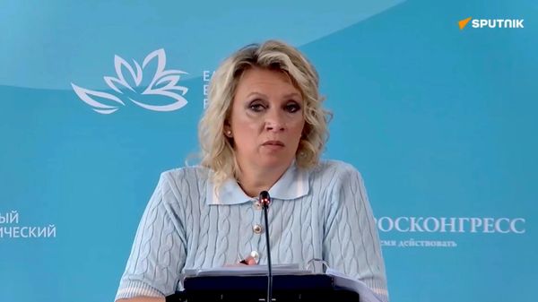 Молодежь может сыграть значимую роль для укрепления армяно-российских отношений: Захарова - Sputnik Армения