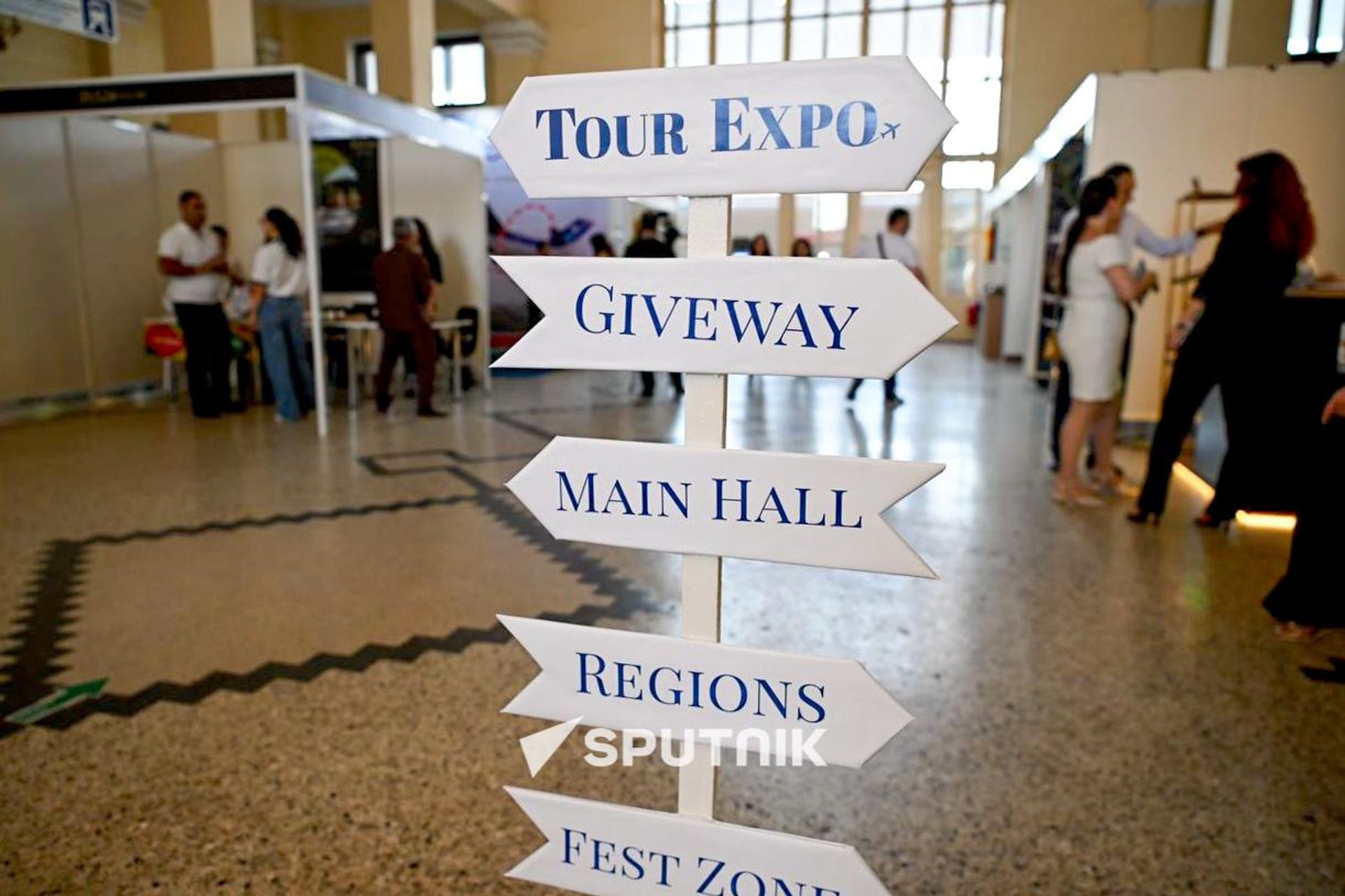 Открытие выставки Tour EXPO 2026 на железнодорожном вокзале (5 сентября 2026). Еревaн - Sputnik Արմենիա, 1920, 05.09.2026