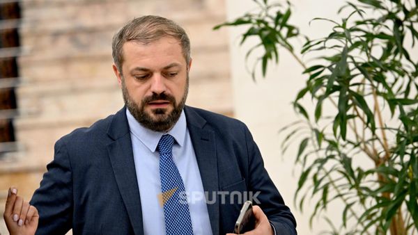 Министр экономик Геворг Папоян после очередного заседания правительства (11 сентября 2026). Еревaн - Sputnik Արմենիա