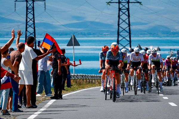 Участники первого этапа международной велогонки Tour of Armenia преодолевают участок Гавар - Мец Масрик (10 сентября 2026). Гегаркуник Участники первого этапа международной велогонки Tour of Armenia преодолевают участок Гавар - Мец Масрик (10 сентября 2026). Гегаркуник - Sputnik Армения