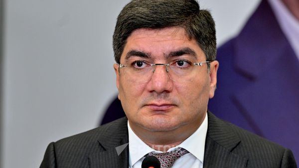 Депутат парламентской фракции Армения Месроп Манукян во время пресс-конференции (14 сентября 2026). Еревaн - Sputnik Армения