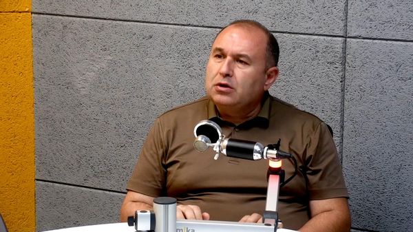 Սարկոզիի օրոք Ֆրանսիայի դեսպանն այդ կլոունադային չէր մասնակցի. Գրիգոր Բալասանյան - Sputnik Արմենիա