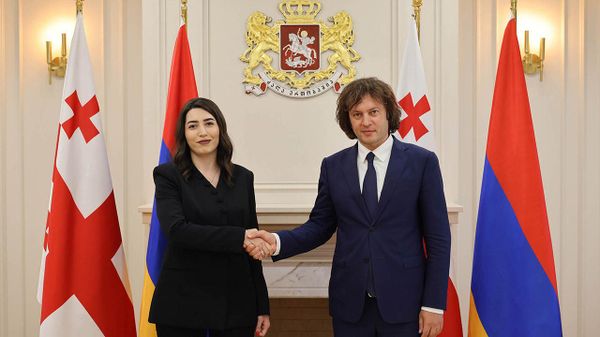 Վրաստանի վարչապետ Իրակլի Կոբախիձեն ընդունել է ՆԳ նախարար Արփինե Սարգսյանին - Sputnik Արմենիա