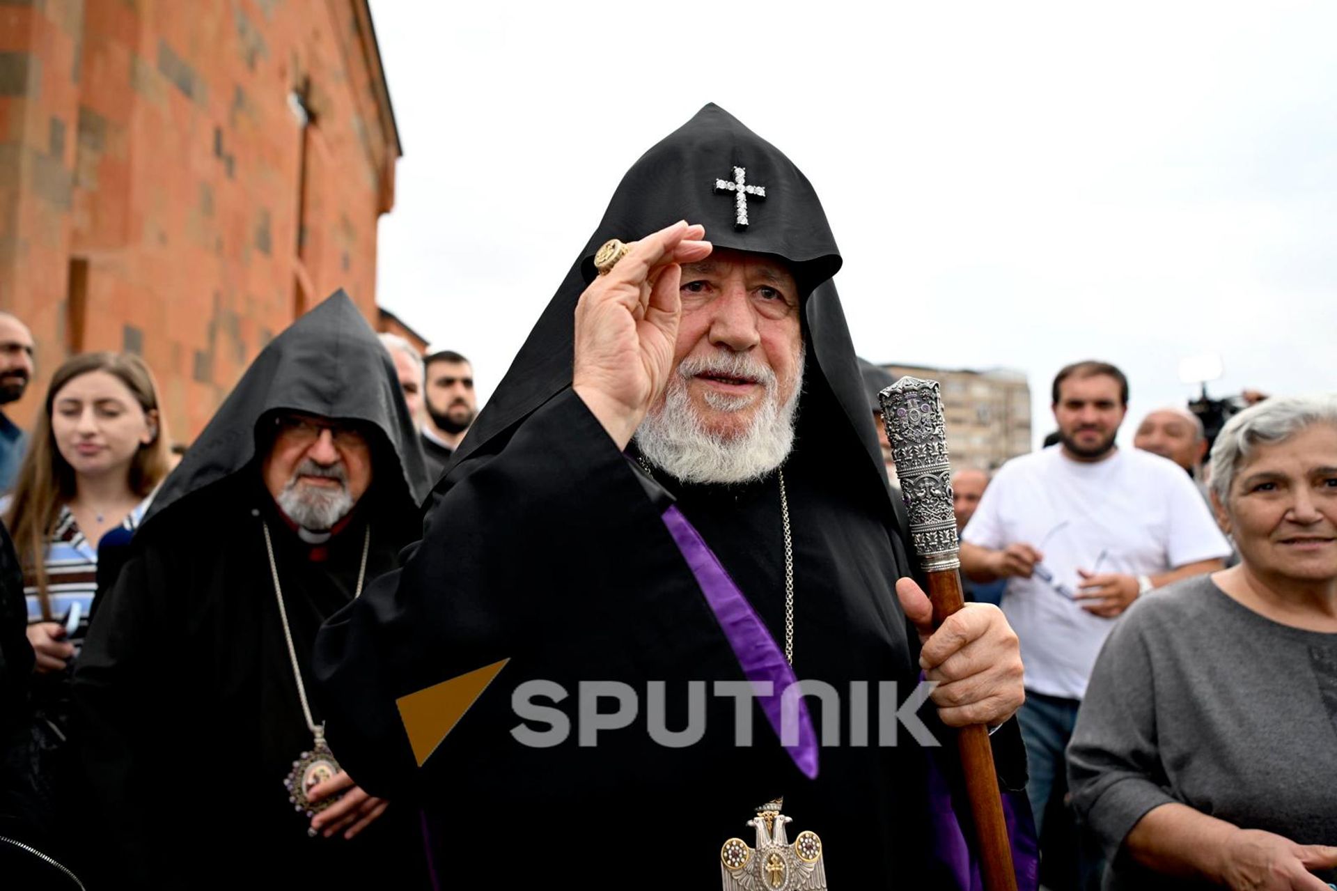 Католикос Гарегин II на церемонии освящения церкви города Бюрегаван Котайкской епархии (19 сентября 2026). Котайк - Sputnik Արմենիա, 1920, 19.09.2026
