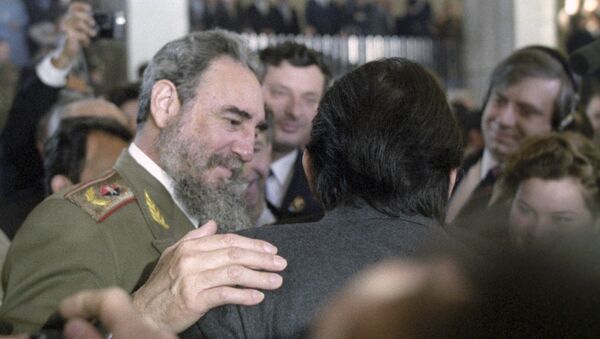 Первый секретарь ЦК Компартии Кубы Фидель Кастро на XXVII съезде КПСС - Sputnik Армения
