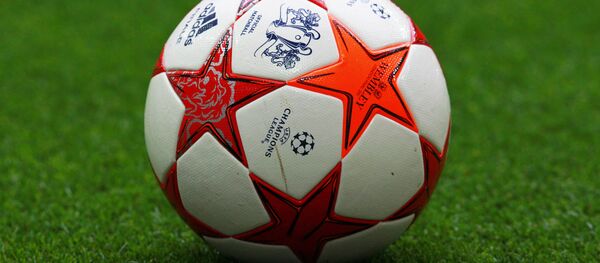 Футбол. Мяч. Архивное фото. - Sputnik Армения