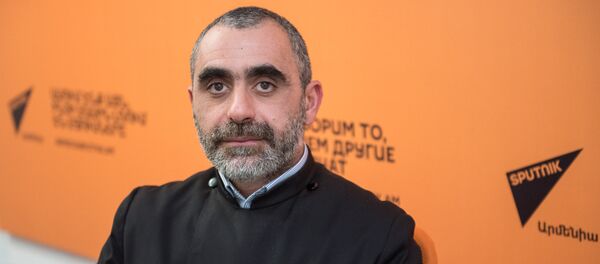 Иерей Есаи Артенян Иерей Есаи Артенян - Sputnik Արմենիա