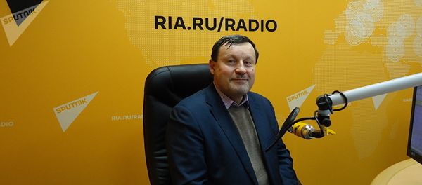 Начальник ситуационного центра Росгидромета Юрий Варакин - Sputnik Армения
