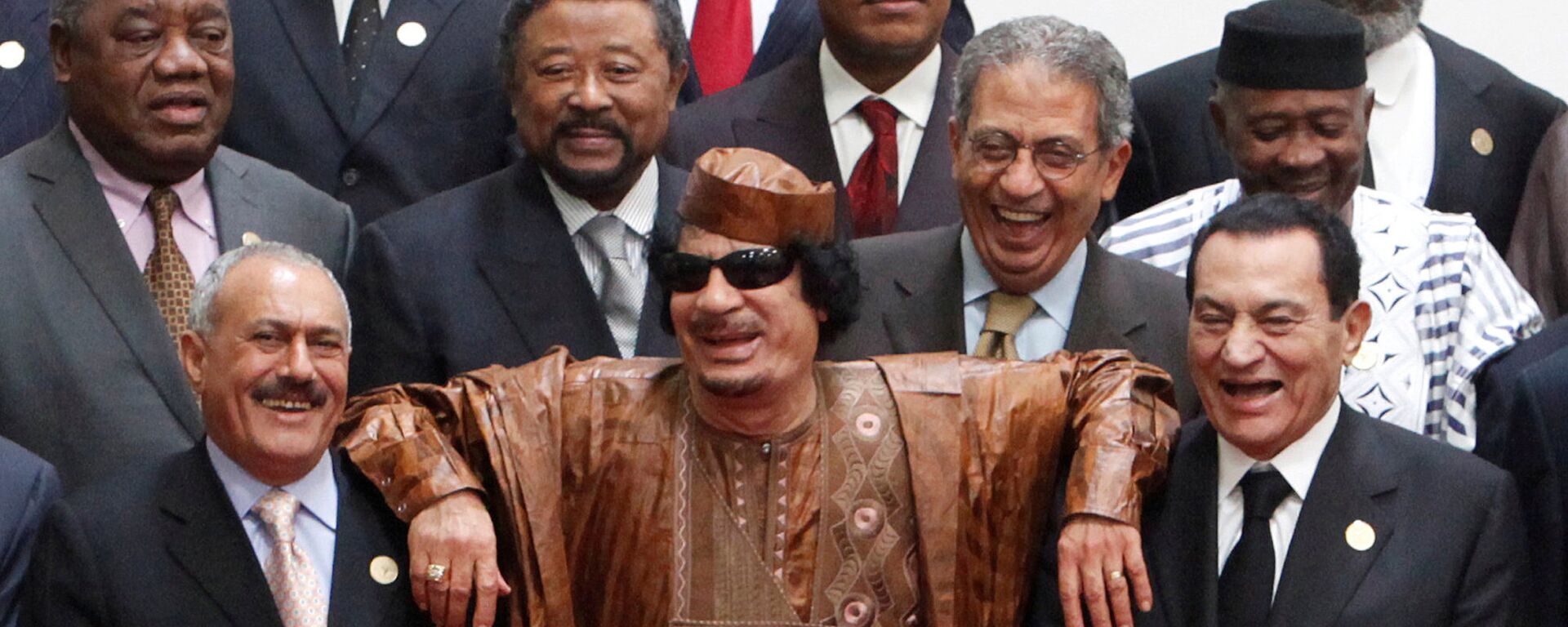 Хосни Мубарак, Муаммар аль Каддафи и Али Абдалла Салех во время Второго Афро-Арабского Саммита (10 октября 2010). Сурт, Ливия - Sputnik Արմենիա, 1920, 10.08.2019