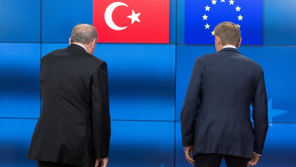 Председатель ЕС Дональд Туск и Президент Турции Реджеп Тайип Эрдоган (25 мая 2017). Брюссель, Бельгия - Sputnik Արմենիա