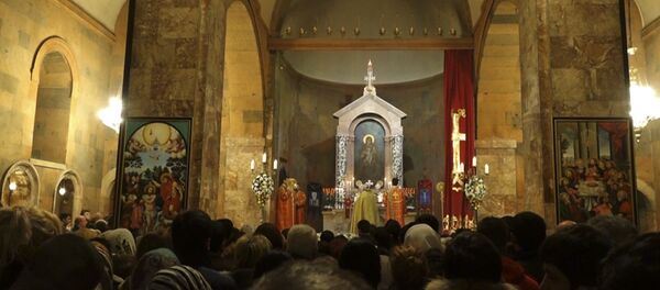 Верующие отметили Рождественский сочельник в Ереване - Sputnik Армения