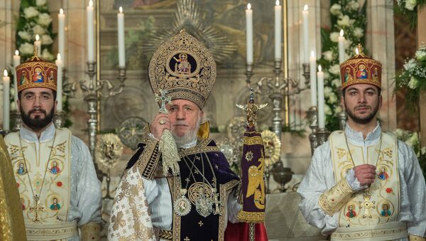 Рождественская литургия в Эчмиадзинском кафедральном соборе  - Sputnik Армения