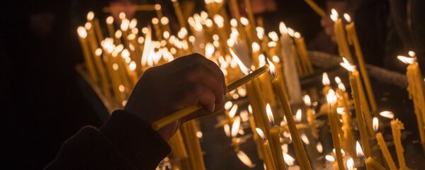 Свечи в церкви Свечи в церкви - Sputnik Արմենիա