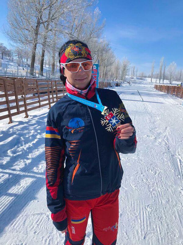 Лыжница Анна Мхитарян Лыжница Анна Мхитарян - Sputnik Արմենիա