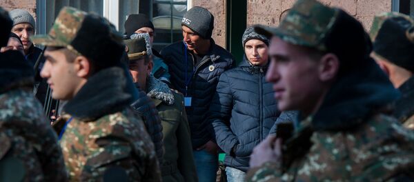 Первый день зимнего призыва в армию РА 2018 г. - Sputnik Армения