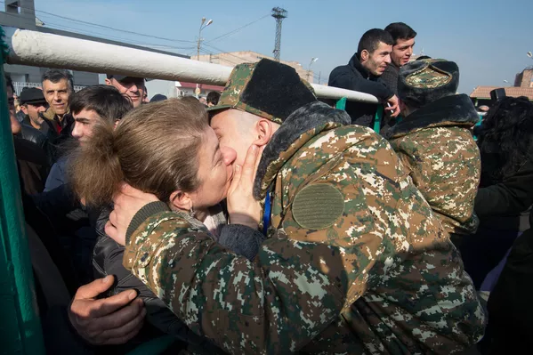 Первый день зимнего призыва в армию РА 2018 г. Первый день зимнего призыва в армию РА 2018 г. - Sputnik Армения