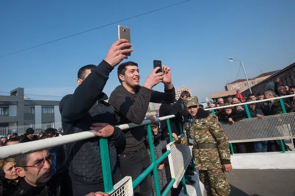Первый день зимнего призыва в армию РА 2018 г. Первый день зимнего призыва в армию РА 2018 г. - Sputnik Армения