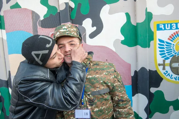 Первый день зимнего призыва в армию РА 2018 г. Первый день зимнего призыва в армию РА 2018 г. - Sputnik Армения