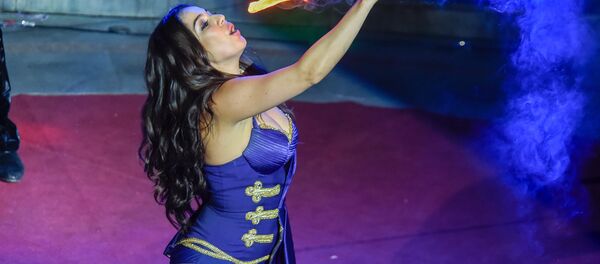 Горячая армянская танцовщица Варда - Sputnik Армения