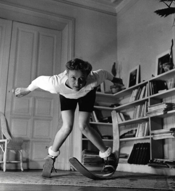 Կարելի է դահուկով սահելու հմտություններ ձեռք բերել տնային պայմաններում։ Ֆրանսիա, 1939 թվական - Sputnik Արմենիա