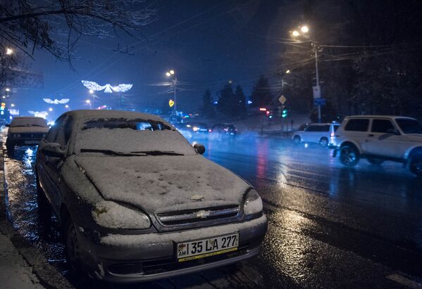 Снег в Ереване - Sputnik Армения