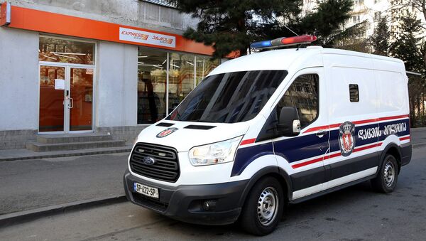 Машина охранной полиции сервис-центра Банка Грузии - Sputnik Армения