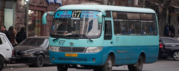 Общественный транспорт Еревана Общественный транспорт Еревана - Sputnik Армения