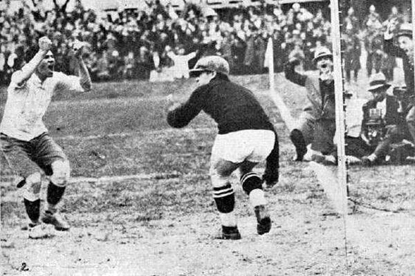 Чемпионат мира по футболу 1930г. Матч Уругвай - Югославия - Sputnik Армения
