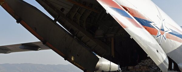 МЧС России доставило гуманитарный груз в Таджикистан МЧС России доставило гуманитарный груз в Таджикистан - Sputnik Армения