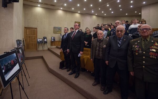 Հայաստանում ՌԴ դեսպանատանը նշում էին Լենինգրադի շրջափակումից ազատագրվելու օրը - Sputnik Արմենիա