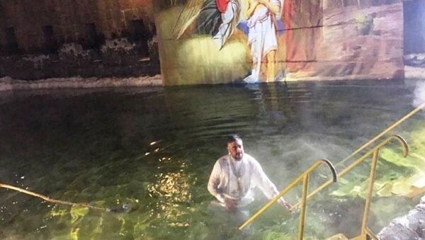 Крещенское купание в Гюмри - Sputnik Արմենիա