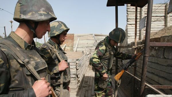 Военнослужащие армии Нагорного Карабаха перед заступлением на боевое дежурство. - Sputnik Армения