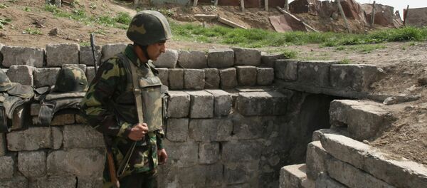 Военнослужащий армии Нагорного Карабаха на боевом посту. Военнослужащий армии Нагорного Карабаха на боевом посту. - Sputnik Արմենիա