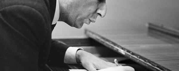 Армянский композитор Арно Бабаджанян. - Sputnik Армения