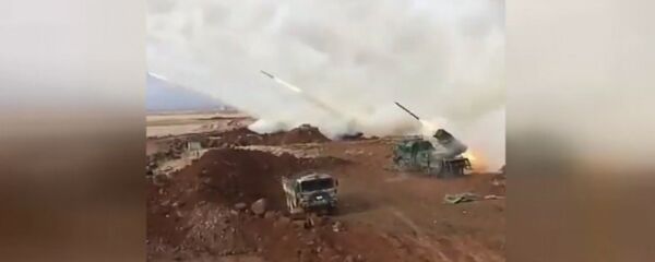 Турецкие военные ракетными установками обстреляли позиции сирийских курдов в Африне Турецкие военные ракетными установками обстреляли позиции сирийских курдов в Африне - Sputnik Армения