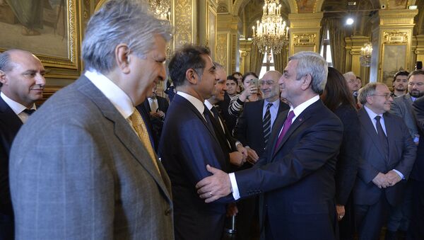 Встреча президента Армении Сержа Сагсяна с представителями армянской общины Франции - Sputnik Армения