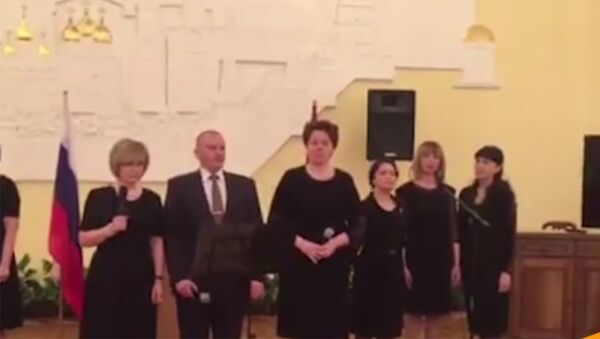 Сотрудницы российского посольства исполнили армянскую военную песню - Sputnik Արմենիա