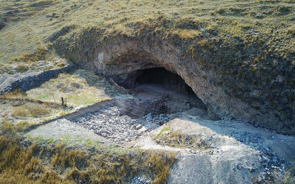 Археологические раскопки в пещере Агиту-3 - Sputnik Армения