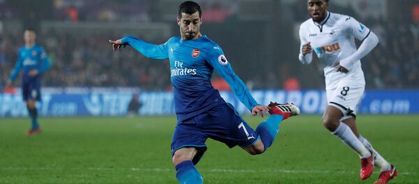 Полузащитник ФК Арсенал Генрих Мхитарян в матче Суонси Сити - Арсенал (31 января 2018). Стадион Либерти, Суонси, Уэльс. Полузащитник ФК Арсенал Генрих Мхитарян в матче Суонси Сити - Арсенал (31 января 2018). Стадион Либерти, Суонси, Уэльс. - Sputnik Армения