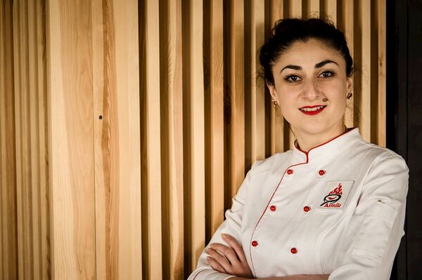 Асмик Гаспарян Асмик Гаспарян - Sputnik Արմենիա