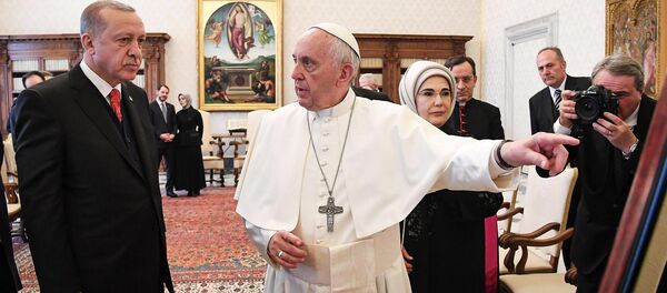 Встреча Папы Франциска с президентом Турции Реджепом Эрдоганом (5 февраля 2018). Ватикан Встреча Папы Франциска с президентом Турции Реджепом Эрдоганом (5 февраля 2018). Ватикан - Sputnik Армения